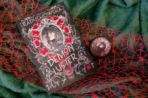“Demon luster” - Martyna Raduchowska - Kot, Kawa i Książki