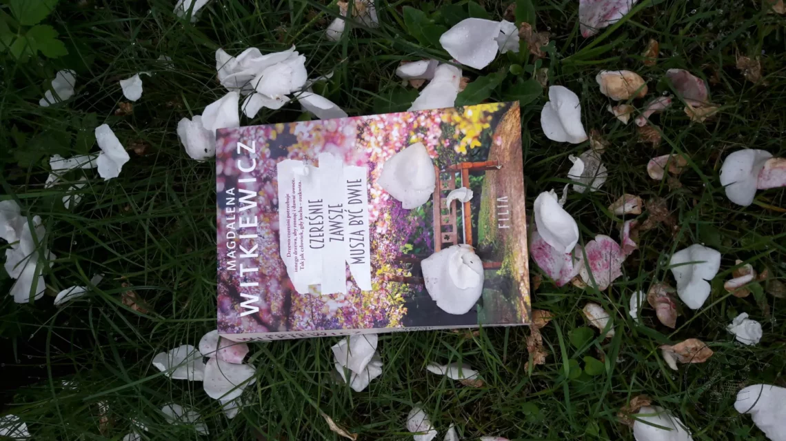 Czereśnie zawsze muszą być dwie” - Magdalena Witkiewicz - Kot, kawa i książki