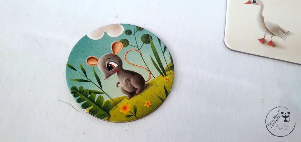 Gra "Kurnik 2 - Cztery pory roku" od Wydawnictwa Nasza Księgarnia - Kot, kawa i książki