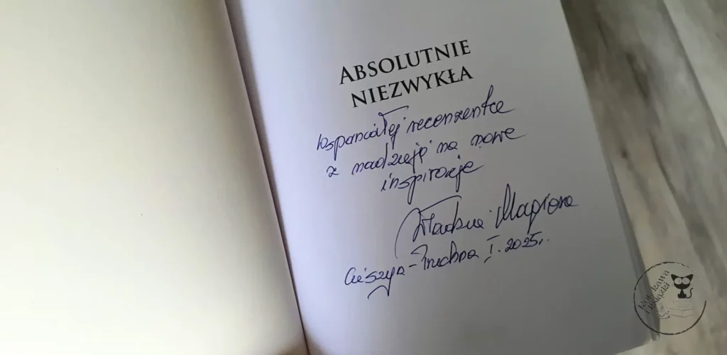 “Absolutnie niezwykła” - Władysława Magiera - Kot, kawa i książki