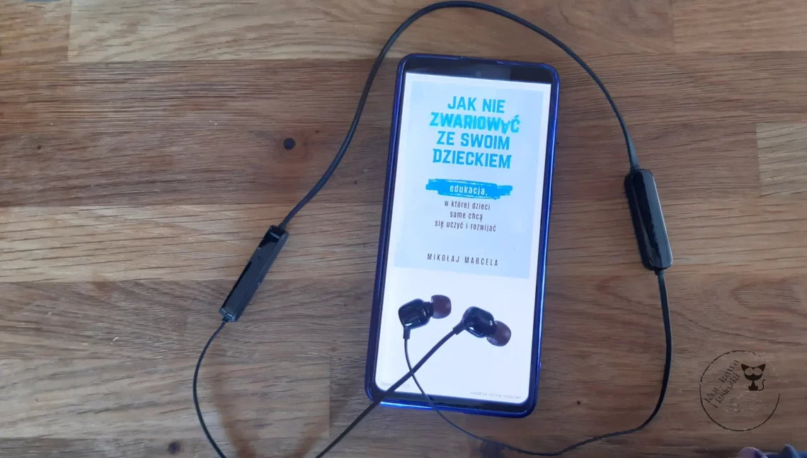 “Jak nie zwariować ze swoim dzieckiem” - Mikołaj Marcela - Kot, kawa i książki