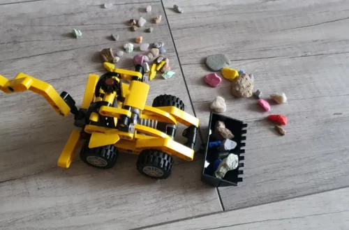 LEGO Technic 42197 "Koparko - Ładowarka" - Kot, kawa i książki