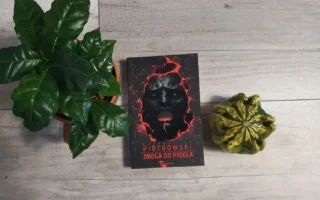 „Droga do piekła” – Przemysław Piotrowski - Kot, kawa i książki