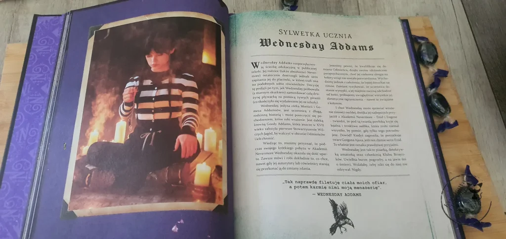 „Wednesday. Oficjalna książka kucharska” - Mari Mancusi - Kot kawa i książki