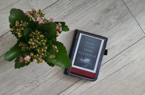 “Śnieg przykryje” - Michał Śmielak - Kot, kawa i książki