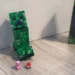LEGO Minecraft Creeper 21276 - Kot, kawa i ksiazki