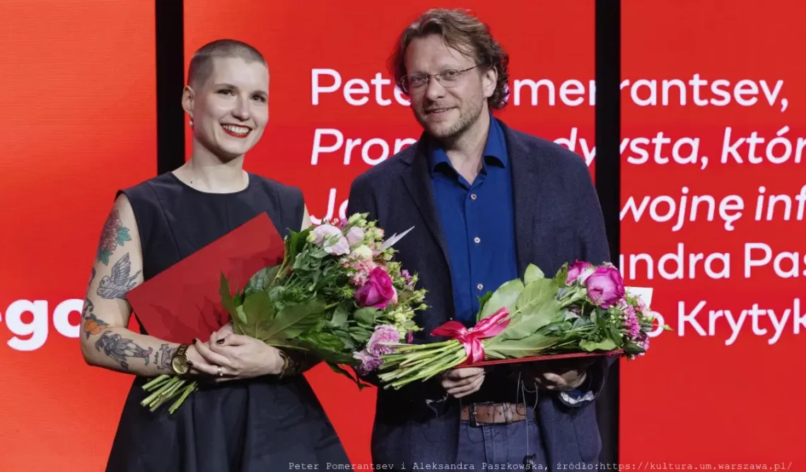 Lekcja uważności w czasach zamętu. Peter Pomerantsev laureatem Nagrody Kapuścińskiego 2025
