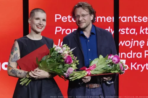 Lekcja uważności w czasach zamętu. Peter Pomerantsev laureatem Nagrody Kapuścińskiego 2025
