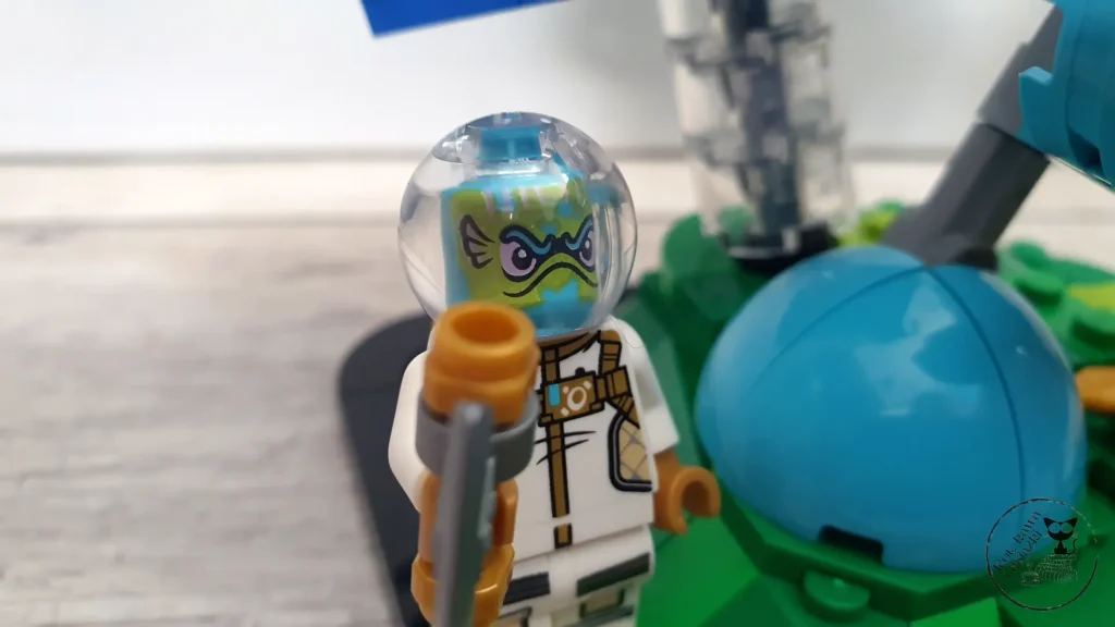 LEGO Fortnite 77080 "Zrzut zaopatrzenia" - Kot, kawa i książki