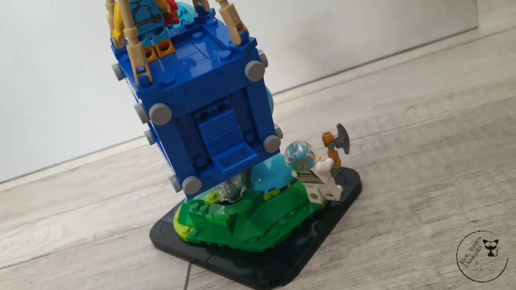 LEGO Fortnite 77080 "Zrzut zaopatrzenia" - Kot, kawa i książki