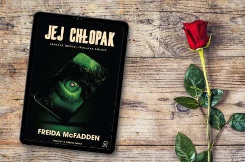 "Jej chłopak" - Freida McFadden - Kot, kawa i książki